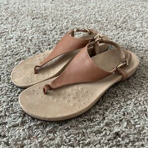 Vionic Kirra Sandals Brown Size 8 Walking Comfort Summer Casual Arch Support